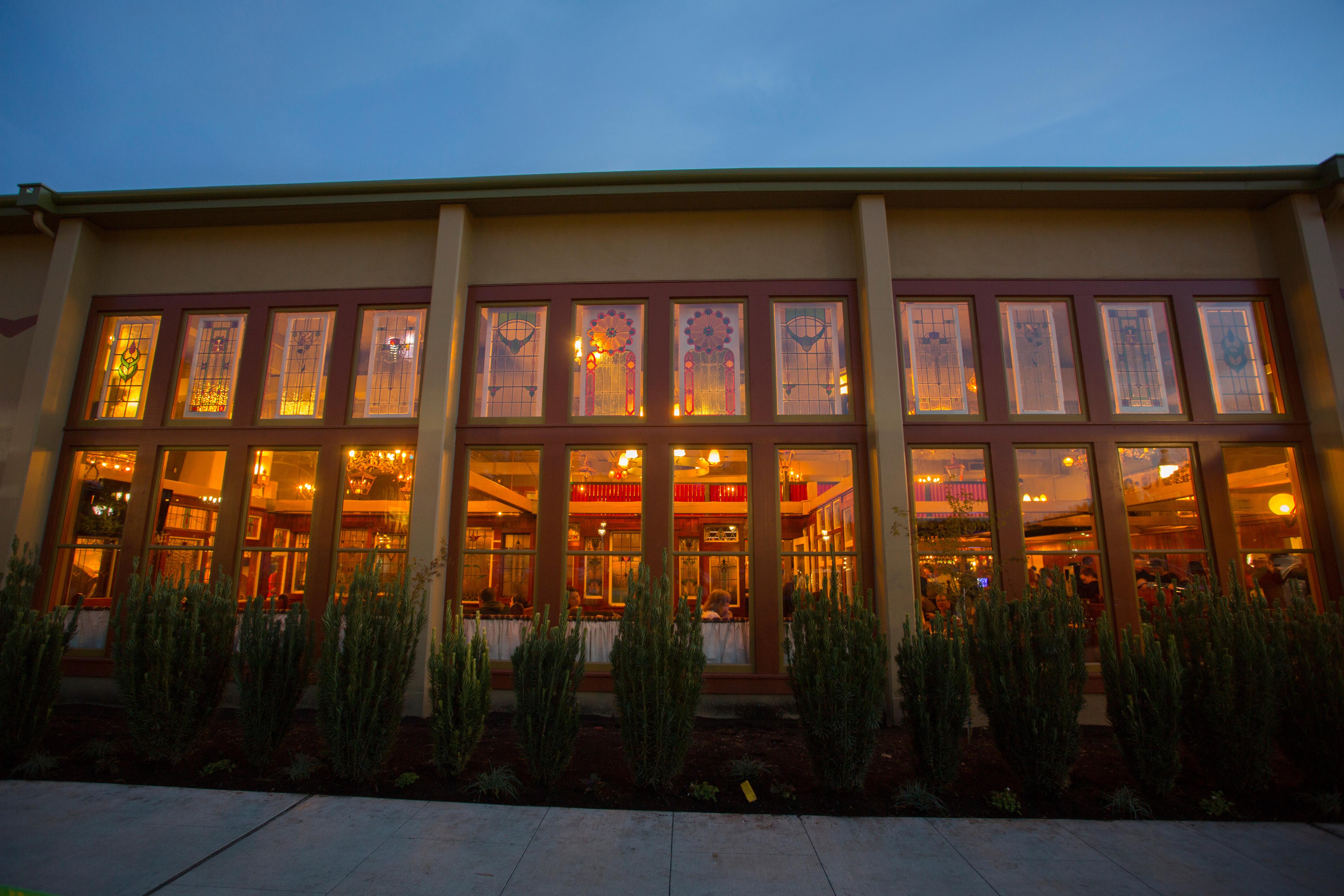 Mcmenamins Anderson School Hotel Bothell Exterior photo